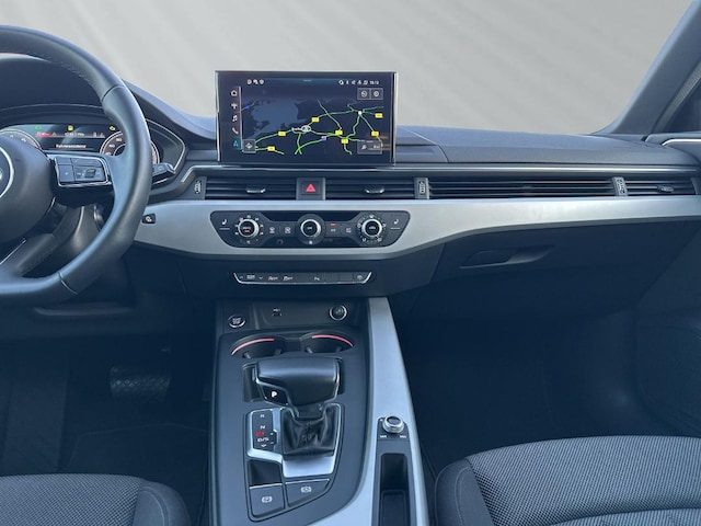 Audi A4 40 TFSI Avant S-Line S-Tronic