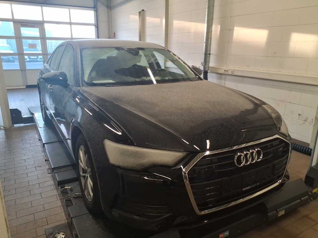Audi A6 45 TFSI S-Tronic Sedan