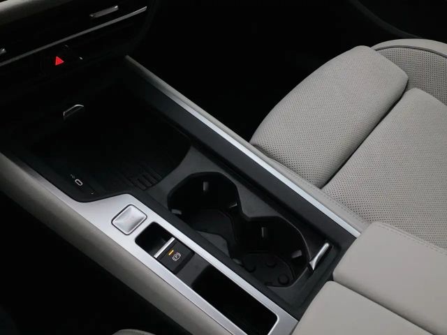 Volkswagen Passat 1.5 eTSI Business Variant