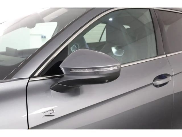 Volkswagen Passat 2.0 TDI DSG R-Line Variant