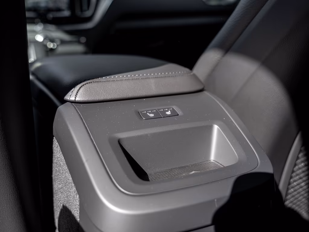 Volvo XC60 AWD Dark Plus Recharge T8