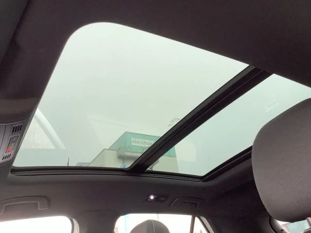 Volkswagen T-Roc 2.0 TSI DSG R-Line