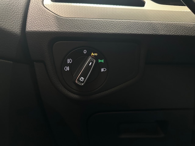 Volkswagen Touran 1.5 TSI DSG