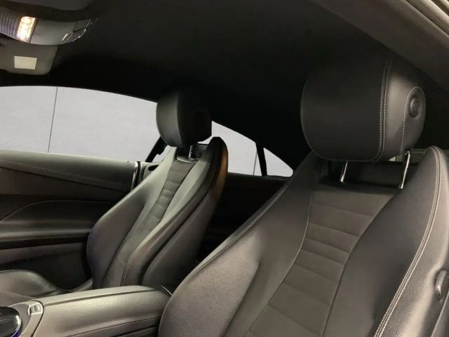 Mercedes-Benz E 200 Coupé