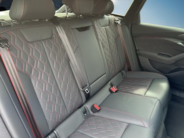 Audi A6 e-tron Avant Quattro