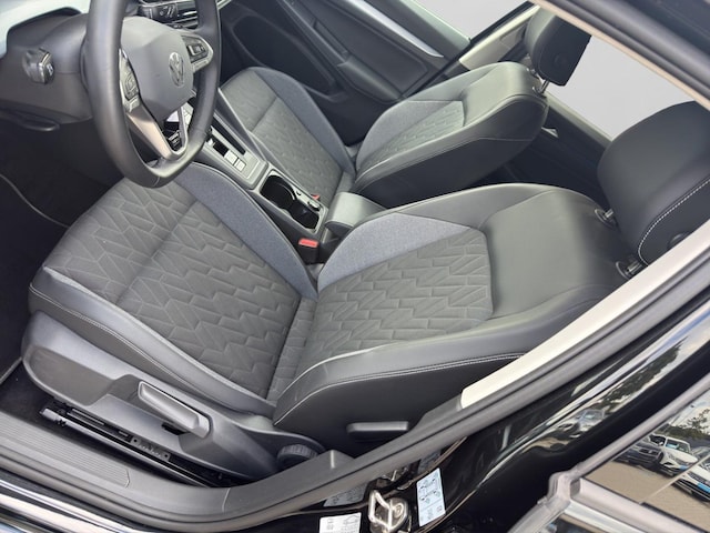 Volkswagen Golf 1.5 eTSI DSG Golf VIII Variant