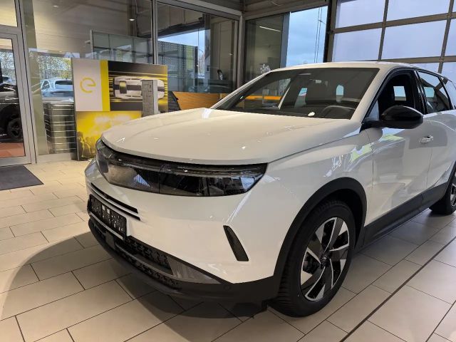 Opel Grandland X 100kW 1.2 LED+Navi