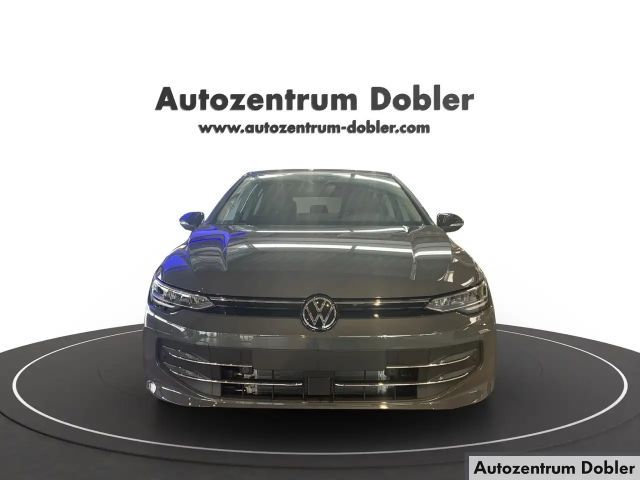 Volkswagen Golf 1.5 TSI Golf VIII