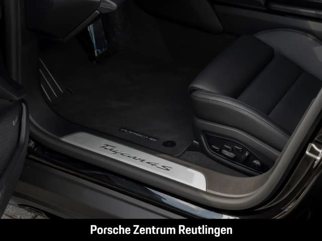 Porsche Taycan 4S Cross Turismo