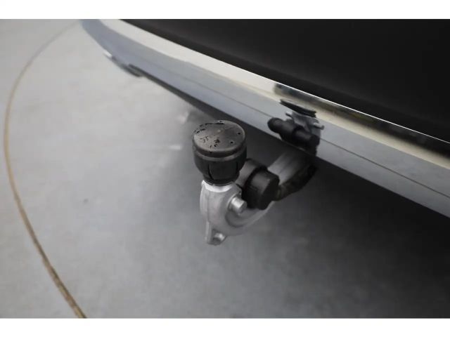 Mercedes-Benz GLB 220 4MATIC Progressive