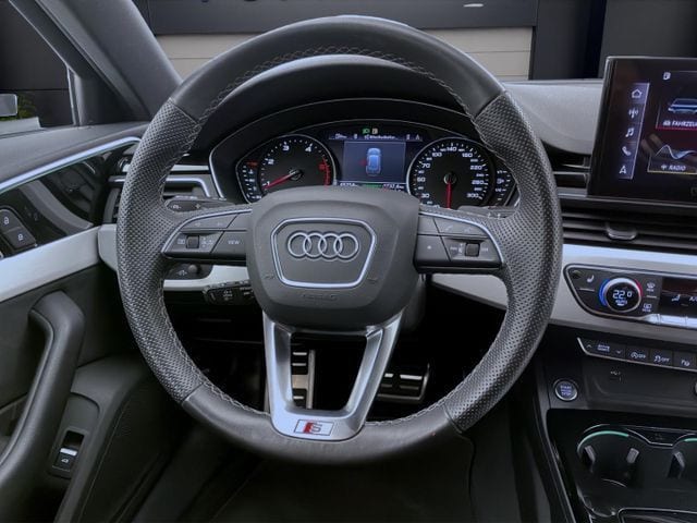 Audi A4 40 TDI Avant Quattro S-Line S-Tronic