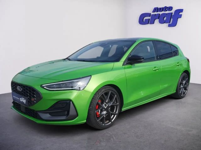 Ford Focus EcoBoost ST Line