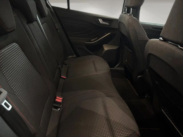 Ford Focus ST Line Wagon