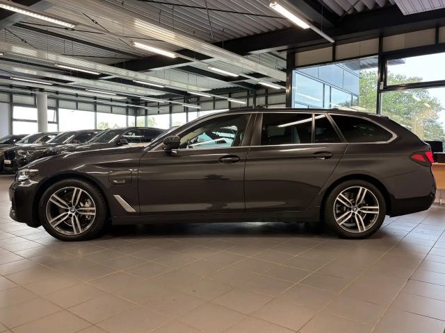 BMW 530 530e Touring