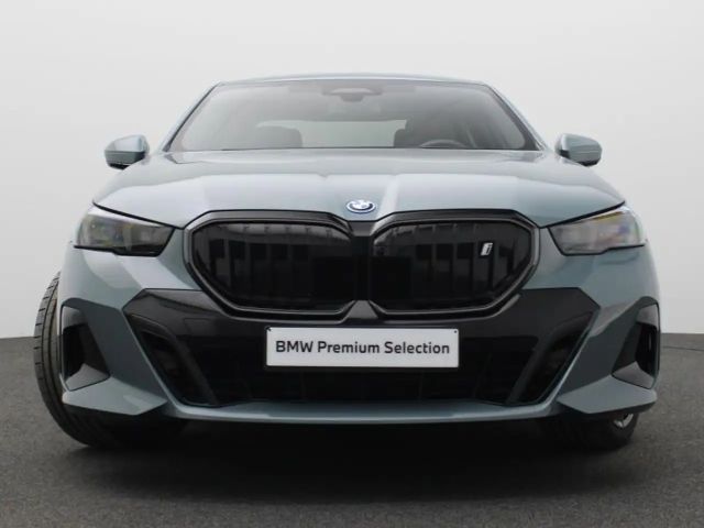 BMW i5 M-Sport Sedan xDrive