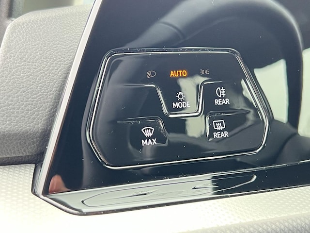 Volkswagen Golf 1.0 TSI Golf VIII Move