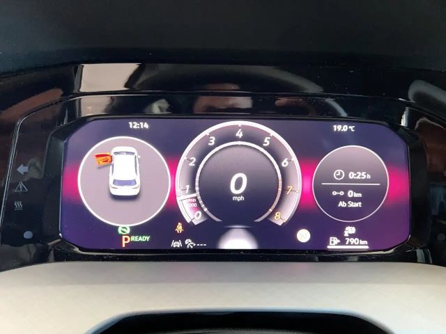 Volkswagen Golf DSG Life