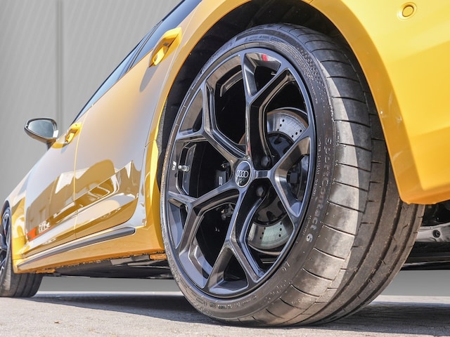 Audi RS4 Avant Quattro