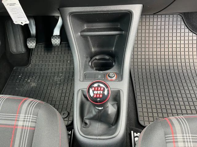 Volkswagen up! 1.0 TSI GTI