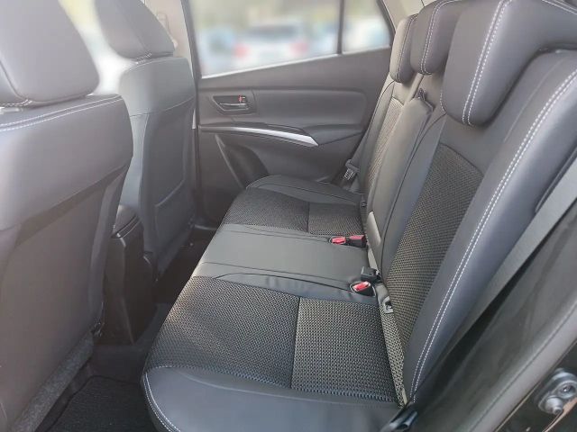 Suzuki S-Cross AllGrip Flash Hybrid