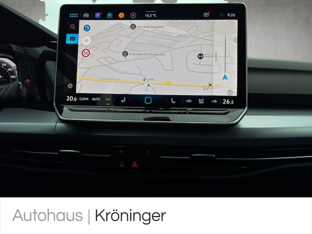 Volkswagen Golf 1.5 eTSI DSG Life