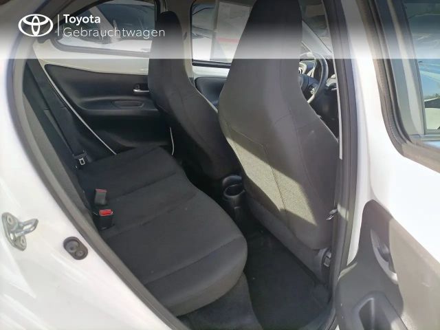 Toyota Aygo X Comfort Hatchback Play X-play