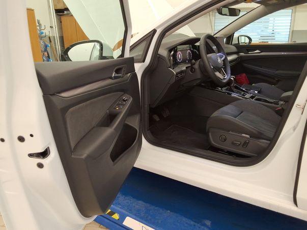 Volkswagen Golf 1.5 TSI Golf VIII Style