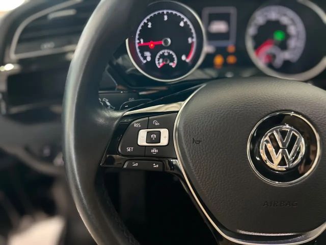 Volkswagen Touran 2.0 TDI Highline