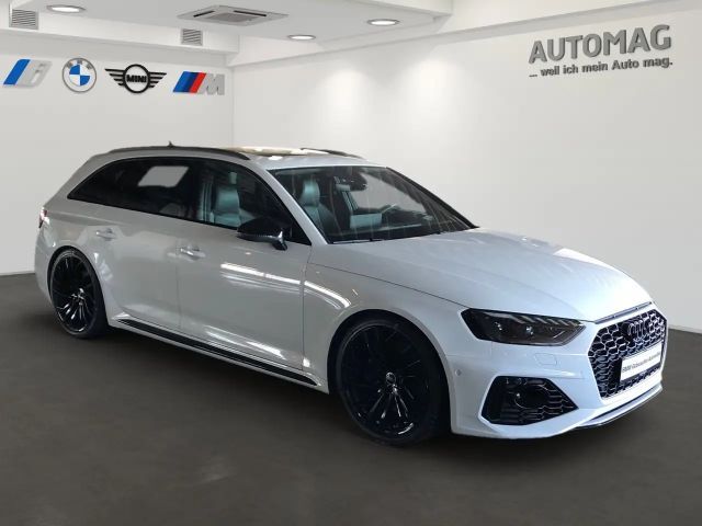 Audi RS4 RSPaketEssentials*Dynamiklenkung*RSSportfahrwerkPl
