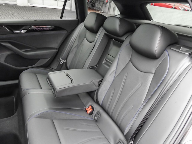 Volkswagen Passat DSG R-Line Variant