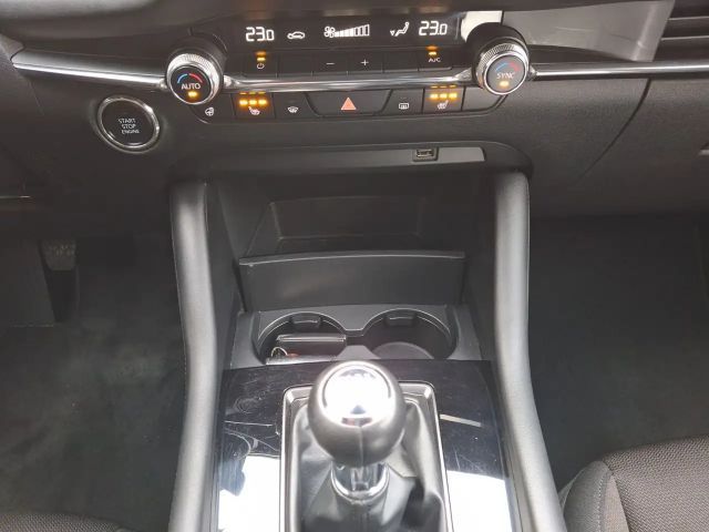 Mazda 3 Selection SkyActiv