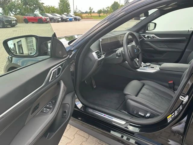 BMW i4 Sedan