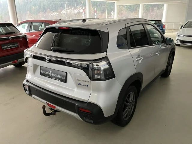 Suzuki S-Cross AllGrip Flash Hybrid