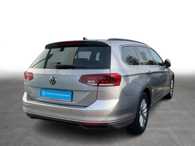 Volkswagen Passat 1.5 TSI Business DSG Variant