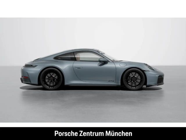 Porsche 992 4 Carrera Coupé GTS