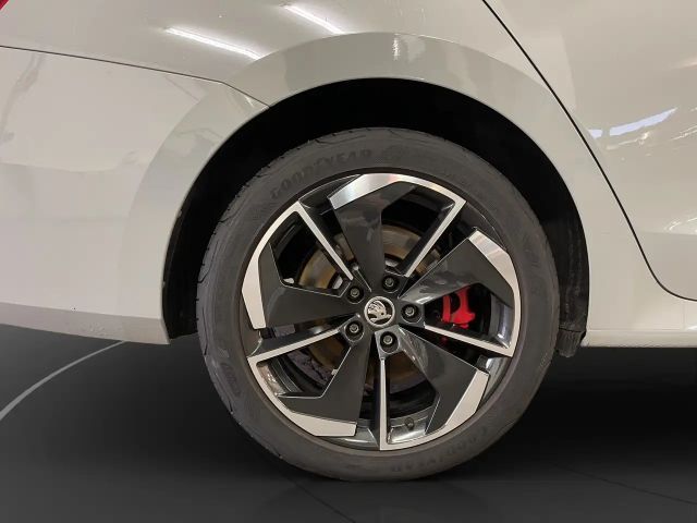 Skoda Octavia Combi RS iV