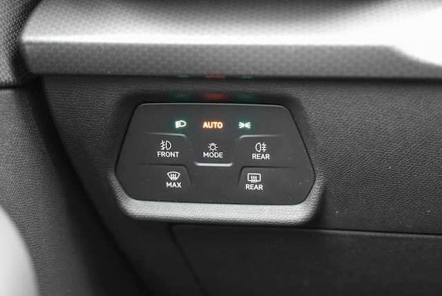 Seat Leon 2.0 TDI DSG Sportstourer Style