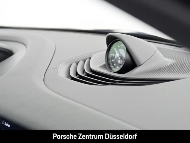 Porsche Taycan Surround-View Abstandstempomat Panorama