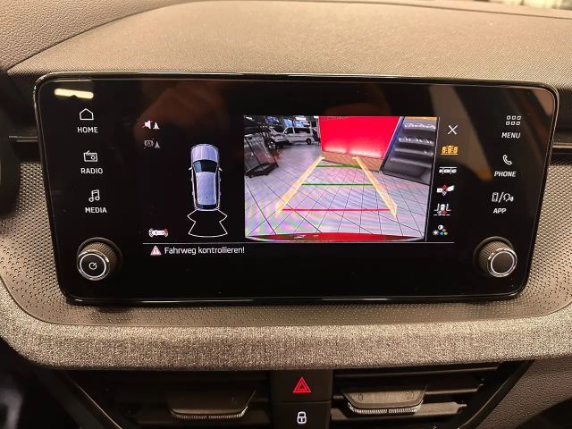 Skoda Kamiq Selection130*Kamera*Sitzheiz*5Jahr 100TKM Garantie