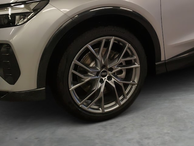 Audi Q4 e-tron Quattro