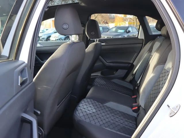 Volkswagen Taigo 1.0 TSI DSG R-Line