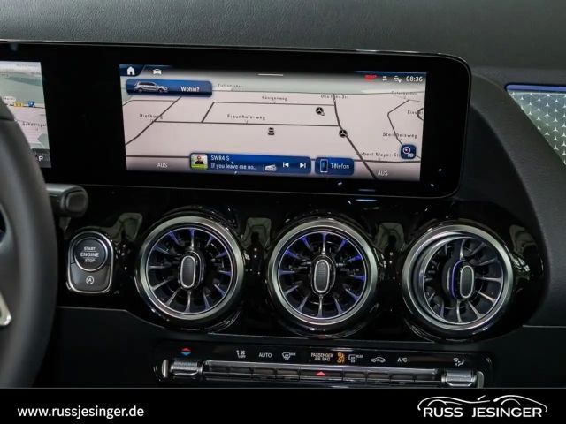 Mercedes-Benz B 200 Progressive Sedan