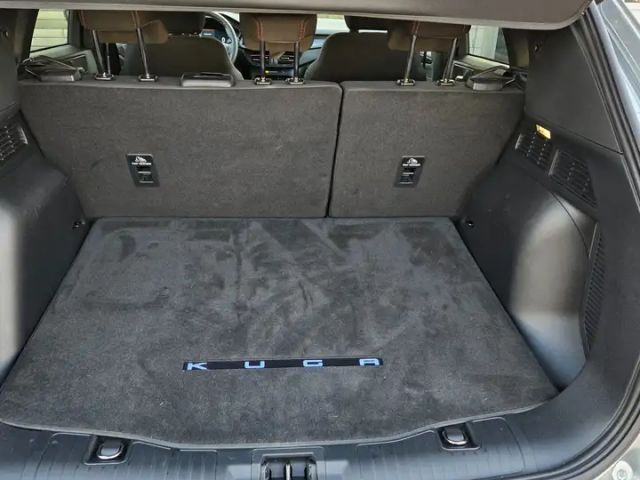 Ford Kuga Hybrid ST Line