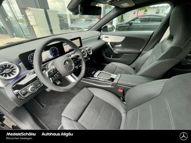 Mercedes-Benz CLA 200 Coupé