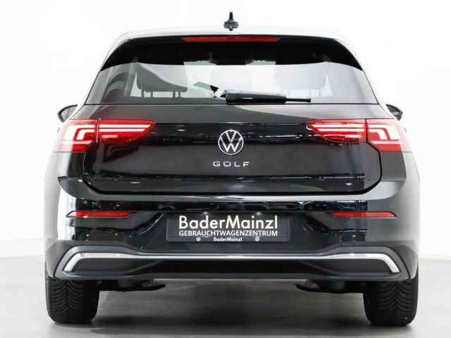 Volkswagen Golf 1.5 TSI