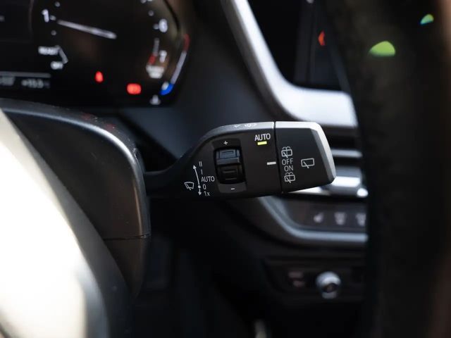 BMW 116 116i M-Sport Sedan