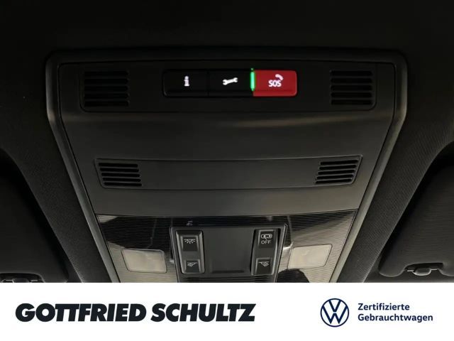 Volkswagen T-Roc 1.5 TSI DSG R-Line