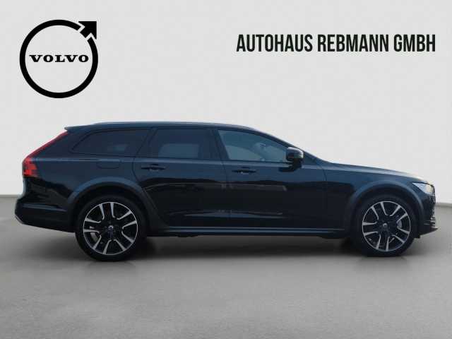 Volvo V90 Cross Country AWD Plus