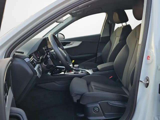 Audi A4 30 TDI Avant S-Tronic