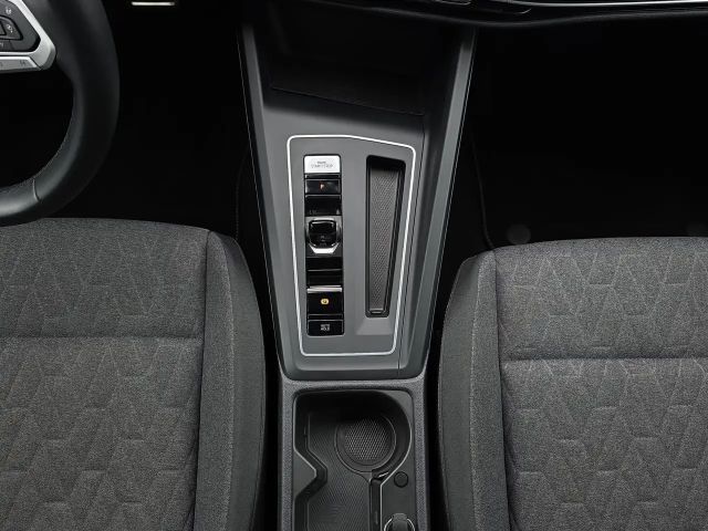 Volkswagen Golf 1.5 eTSI DSG Life Move